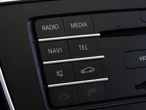 Used 2017 Mercedes-Benz GLS 550 4MATIC image 76