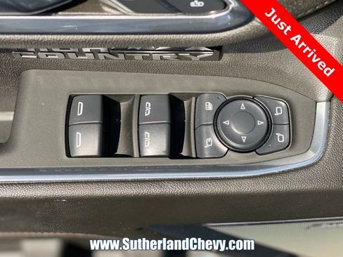 Used 2024 Chevrolet Silverado 1500 High Country w/ Technology Package image 15