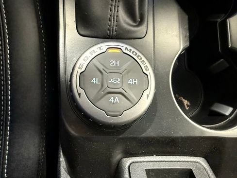 New 2025 Ford Bronco Badlands AWD/4WD image 39