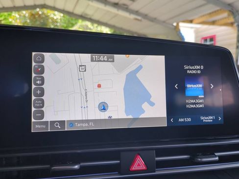New 2026 Hyundai Elantra Limited FWD image 25