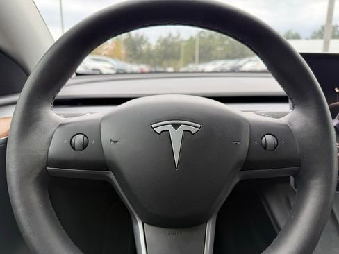 Used 2024 Tesla Model Y Long Range image 17