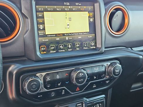 Used 2022 Jeep Gladiator Mojave w/ LED Lighting Group image 29