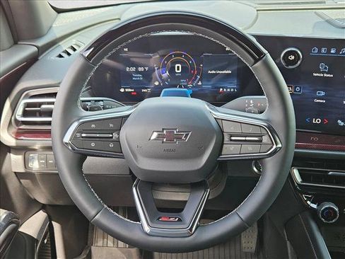 New 2026 Chevrolet Traverse Z71 w/ Enhanced Driving Package AWD/4WD image 12