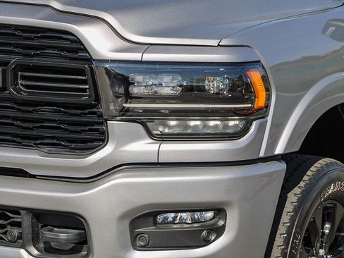 Used 2024 RAM 3500 Limited AWD/4WD image 8