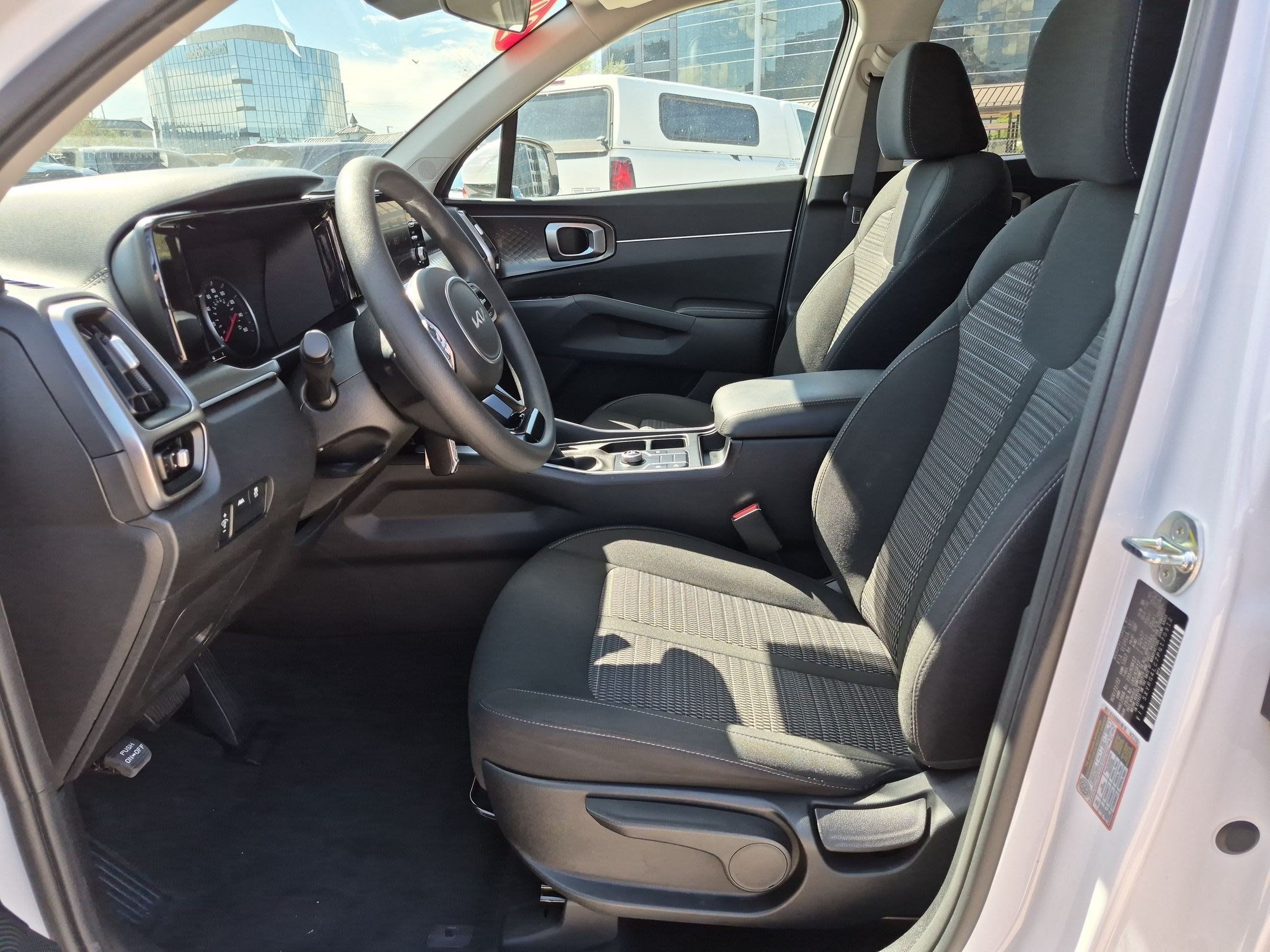 Certified 2023 Kia Sorento LX FWD image 23