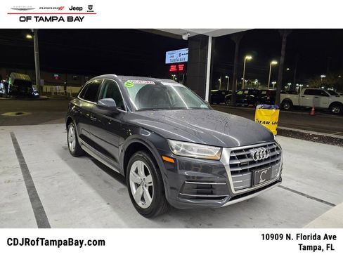 Used 2019 Audi Q5 2.0T Premium w/ Convenience Package image 1
