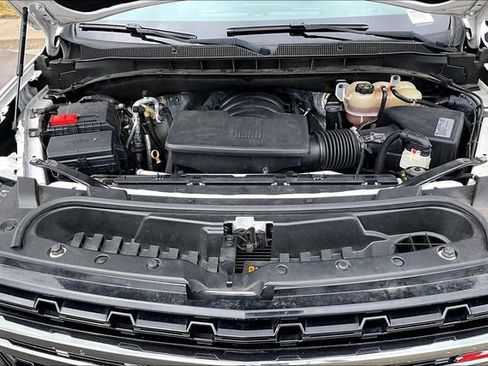 Used 2021 Chevrolet Tahoe Z71 w/ Z71 Off-Road Package AWD/4WD image 10