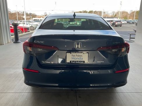 Used 2025 Honda Civic Sport image 18