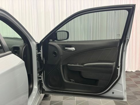 Used 2020 Dodge Charger R/T w/ Blacktop Package RWD image 15
