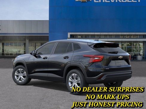New 2026 Chevrolet Trax LS FWD image 3