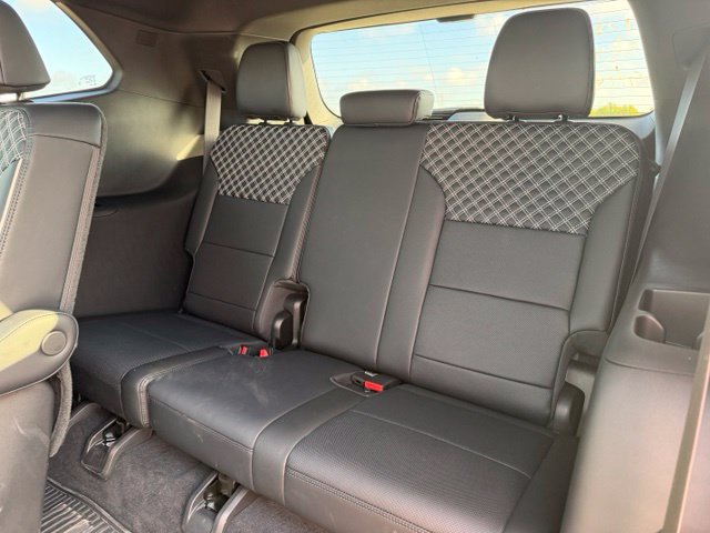 Used 2026 GMC Acadia Denali AWD/4WD image 14
