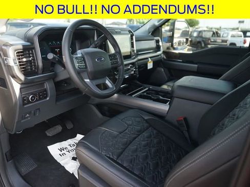 New 2026 Ford F250 Lariat w/ Black Appearance Package AWD/4WD image 9