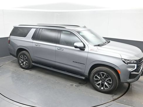 Used 2023 Chevrolet Suburban Z71 w/ Luxury Package AWD/4WD image 1