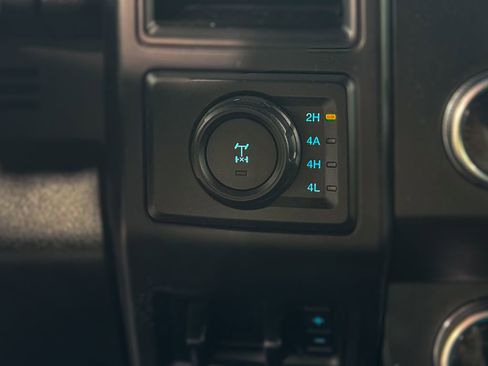 Used 2020 Ford Expedition Max XL image 20