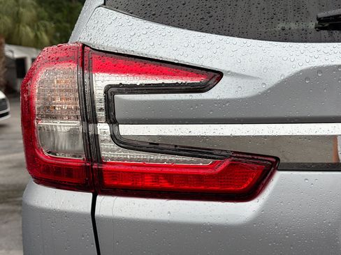 Used 2024 Subaru Ascent Touring AWD/4WD image 10