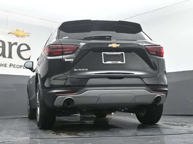 Used 2024 Chevrolet Blazer LT FWD image 60
