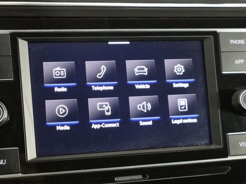 Used 2023 Volkswagen Tiguan S image 32