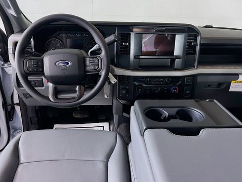 New 2026 Ford F250 XL image 23