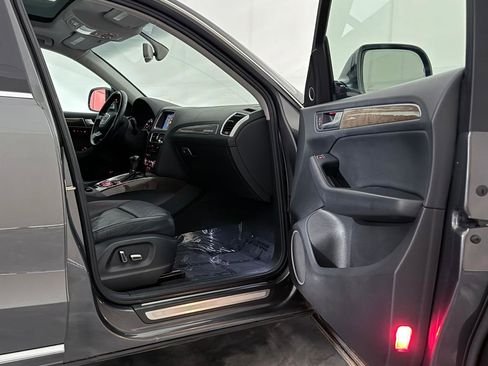 Used 2016 Audi Q5 2.0T Premium Plus w/ Technology Package image 24