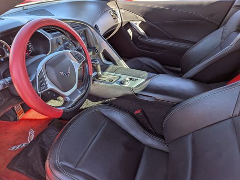 Used 2019 Chevrolet Corvette Stingray Convertible w/ 3LT Preferred Equipment Group image 21