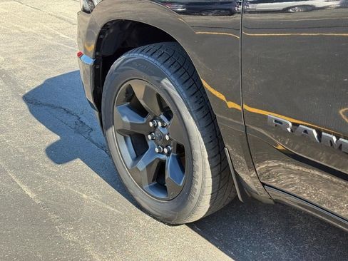 Used 2019 RAM 1500 Big Horn AWD/4WD image 12