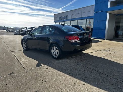Used 2015 Chevrolet Cruze LT image 3