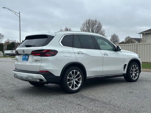 Certified 2024 BMW X5 xDrive40i w/ Premium Package image 7