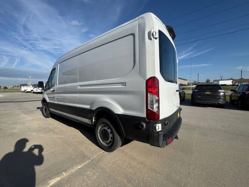 Used 2019 Ford Transit 250 image 6