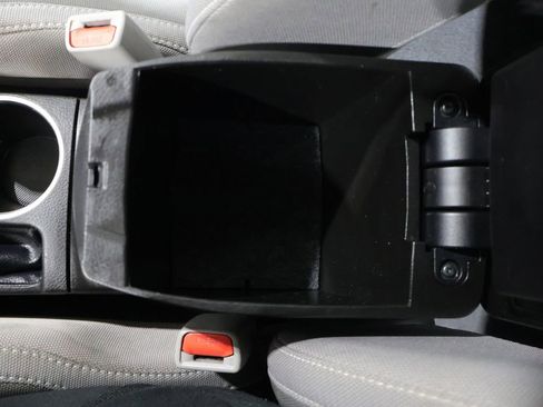 Used 2017 Toyota Corolla LE w/ Carpet Mat Package (TMS) image 28