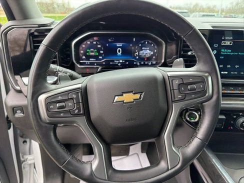 Used 2025 Chevrolet Silverado 1500 LTZ AWD/4WD image 22