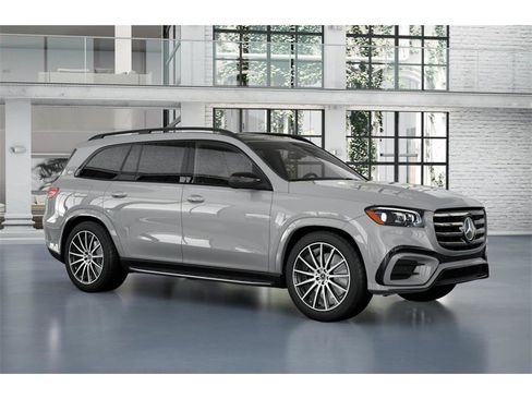 New 2026 Mercedes-Benz GLS 580 4MATIC image 12