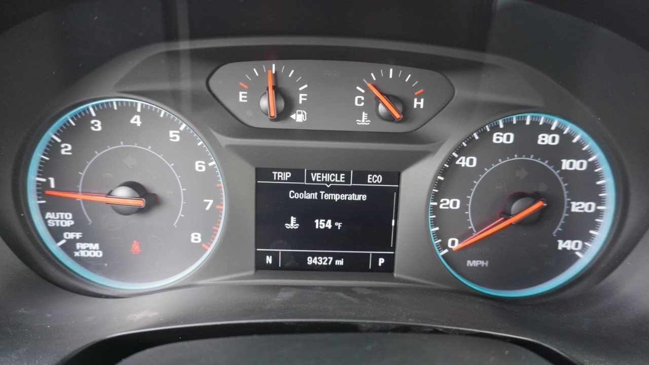 Used 2022 Chevrolet Traverse LS FWD image 12