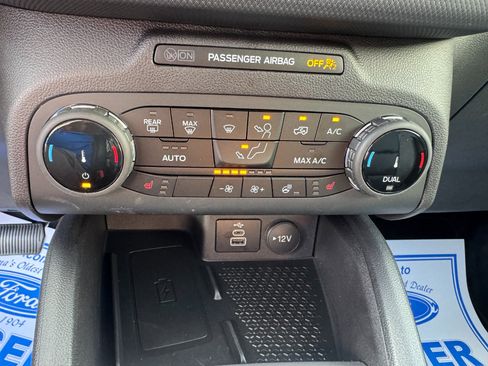 Used 2024 Ford Bronco Sport Outer Banks w/ Tech Package image 17