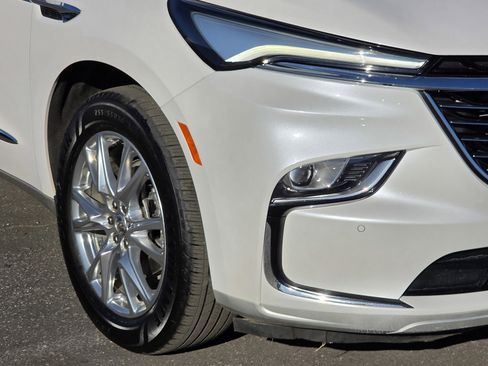 Used 2023 Buick Enclave Premium w/ Experience Buick Package image 10