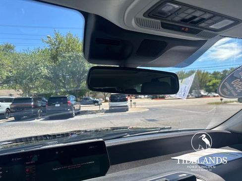 Certified 2025 Ford Expedition Active RWD image 23