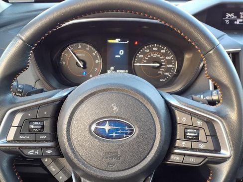 Used 2023 Subaru Crosstrek 2.0i Premium image 9