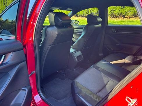 Used 2018 Honda Accord Sport image 20
