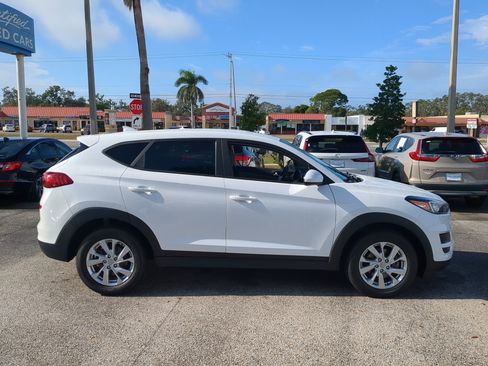 Used 2021 Hyundai Tucson SE image 5