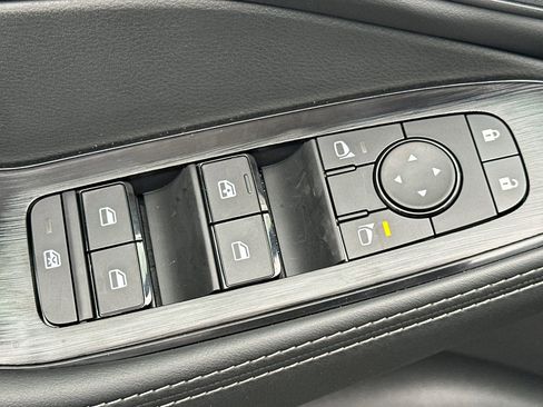 New 2026 Nissan Rogue SV AWD/4WD image 13