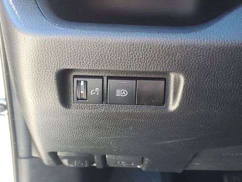 Used 2021 Toyota RAV4 XLE image 24