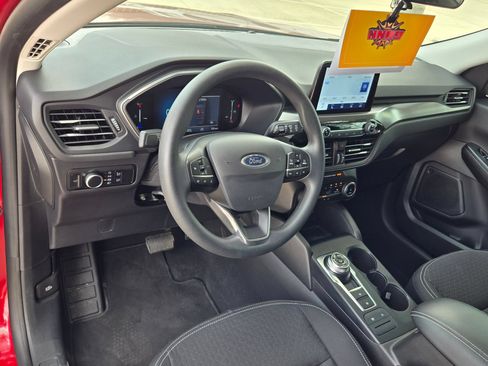 Used 2025 Ford Escape Active FWD image 10