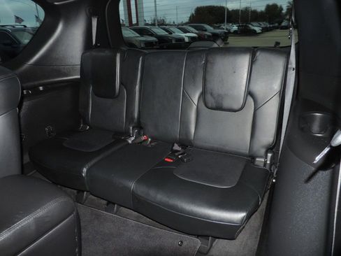 Used 2022 Nissan Armada SL w/ Midnight Edition Package image 23