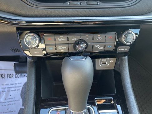 New 2026 Jeep Compass Trailhawk w/ Sun, Sound & Navigation Group image 19