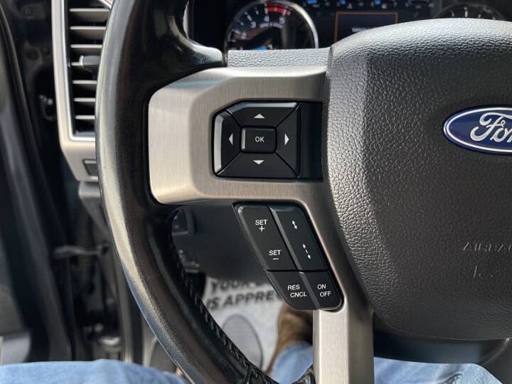 Used 2019 Ford F350 Platinum w/ Platinum Ultimate Package AWD/4WD image 27
