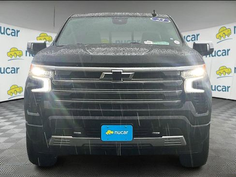 Used 2023 Chevrolet Silverado 1500 High Country w/ Technology Package image 2
