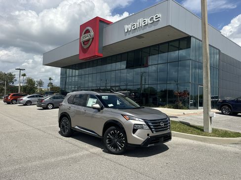 New 2026 Nissan Rogue Platinum image 1