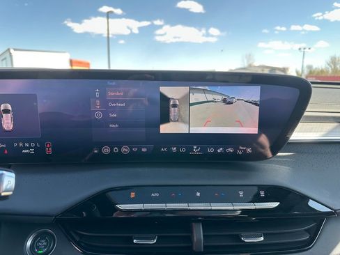 Used 2025 Buick Enclave Avenir w/ Super Cruise Package image 17