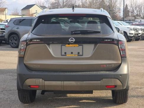 New 2026 Nissan Kicks SR w/ SR Premium Package AWD/4WD image 20
