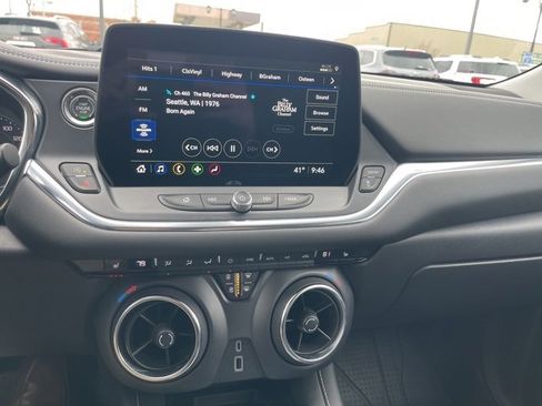 Certified 2023 Chevrolet Blazer LT w/ Convenience Package image 24