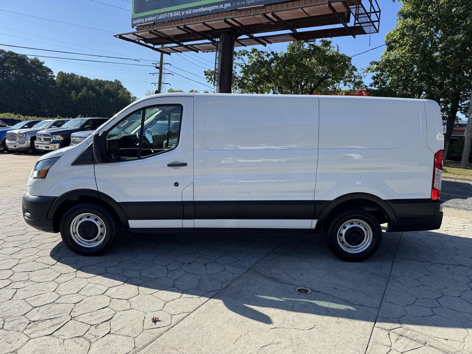 Used 2024 Ford Transit 150 Low Roof RWD image 7